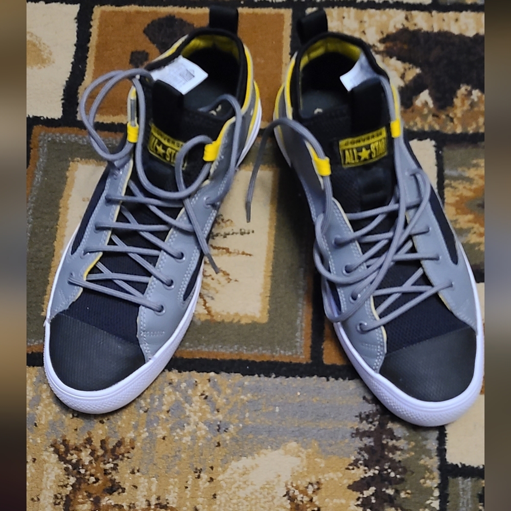Converse Gray and Black Men's Sneakers